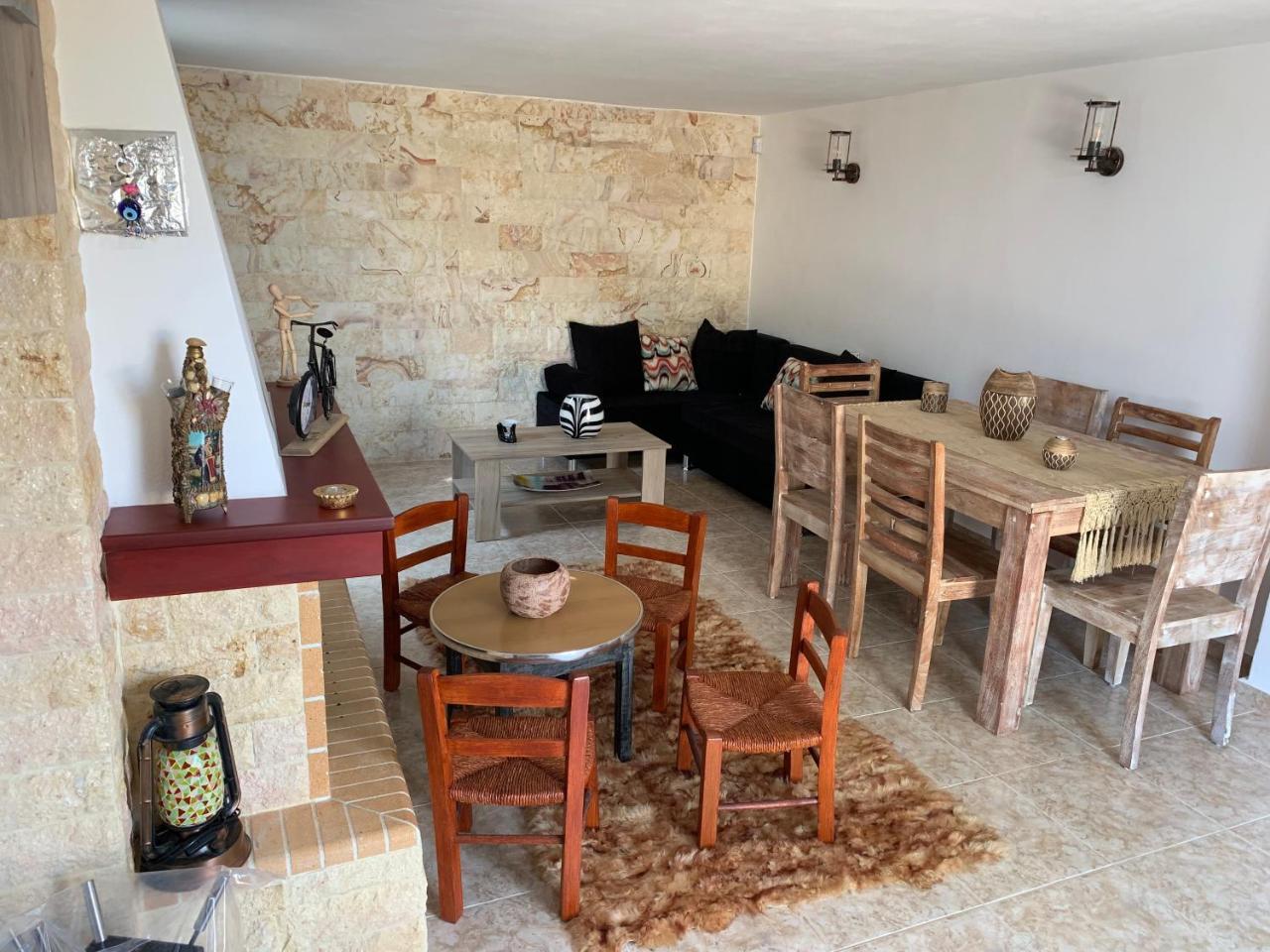 Pikérmion Peaceful House Near Airportヴィラ エクステリア 写真