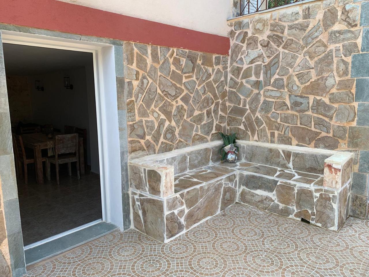 Pikérmion Peaceful House Near Airportヴィラ エクステリア 写真